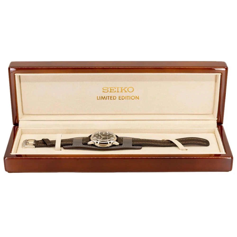 Seiko Men's SJE085J1 Prospex Alpinist Limited Edition - Image 7